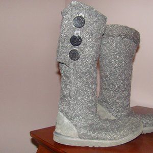 Grey Knit Uggs